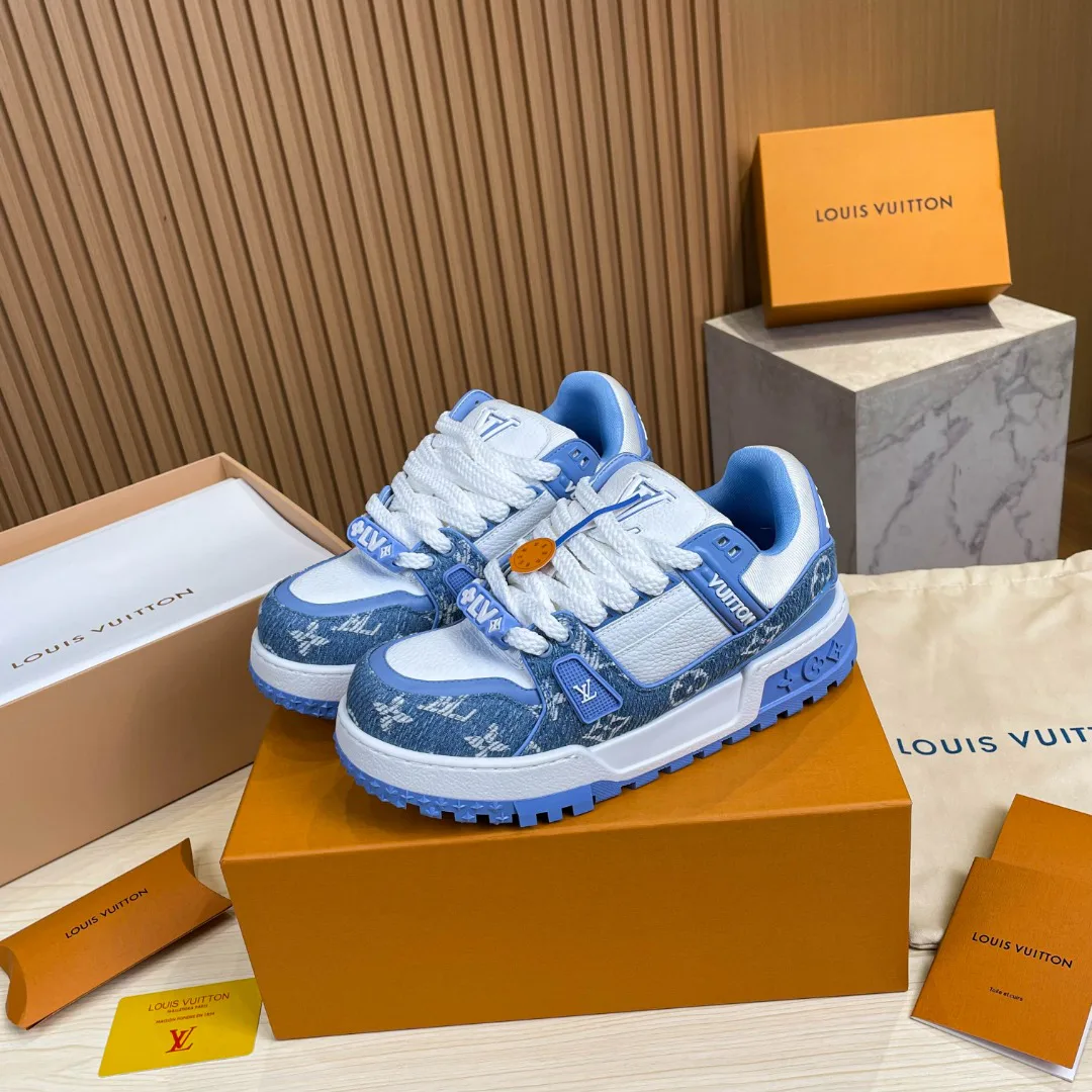 Кроссовки Женские Louis Vuitton 11073656