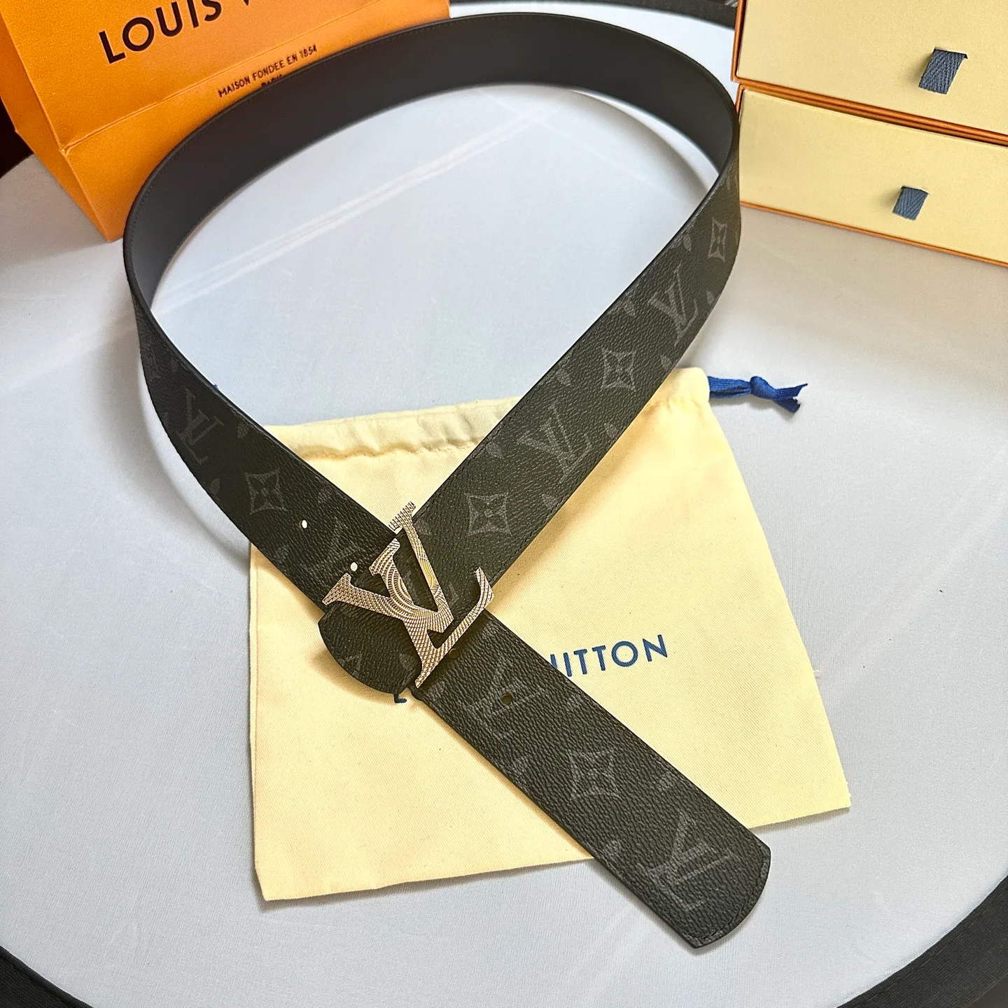 Ремни Louis Vuitton 472018