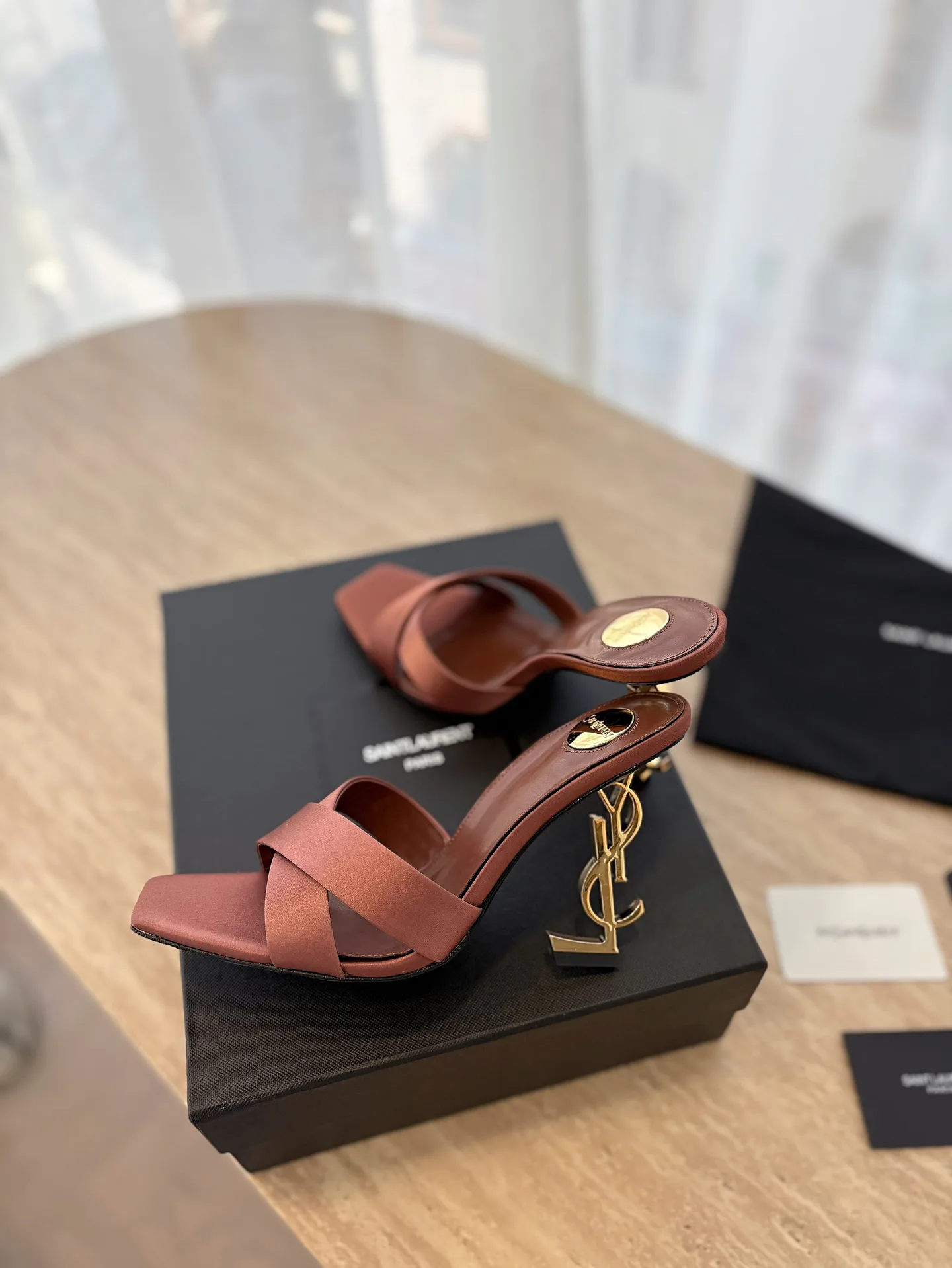 Босоножки Женские Saint Laurent 12815351