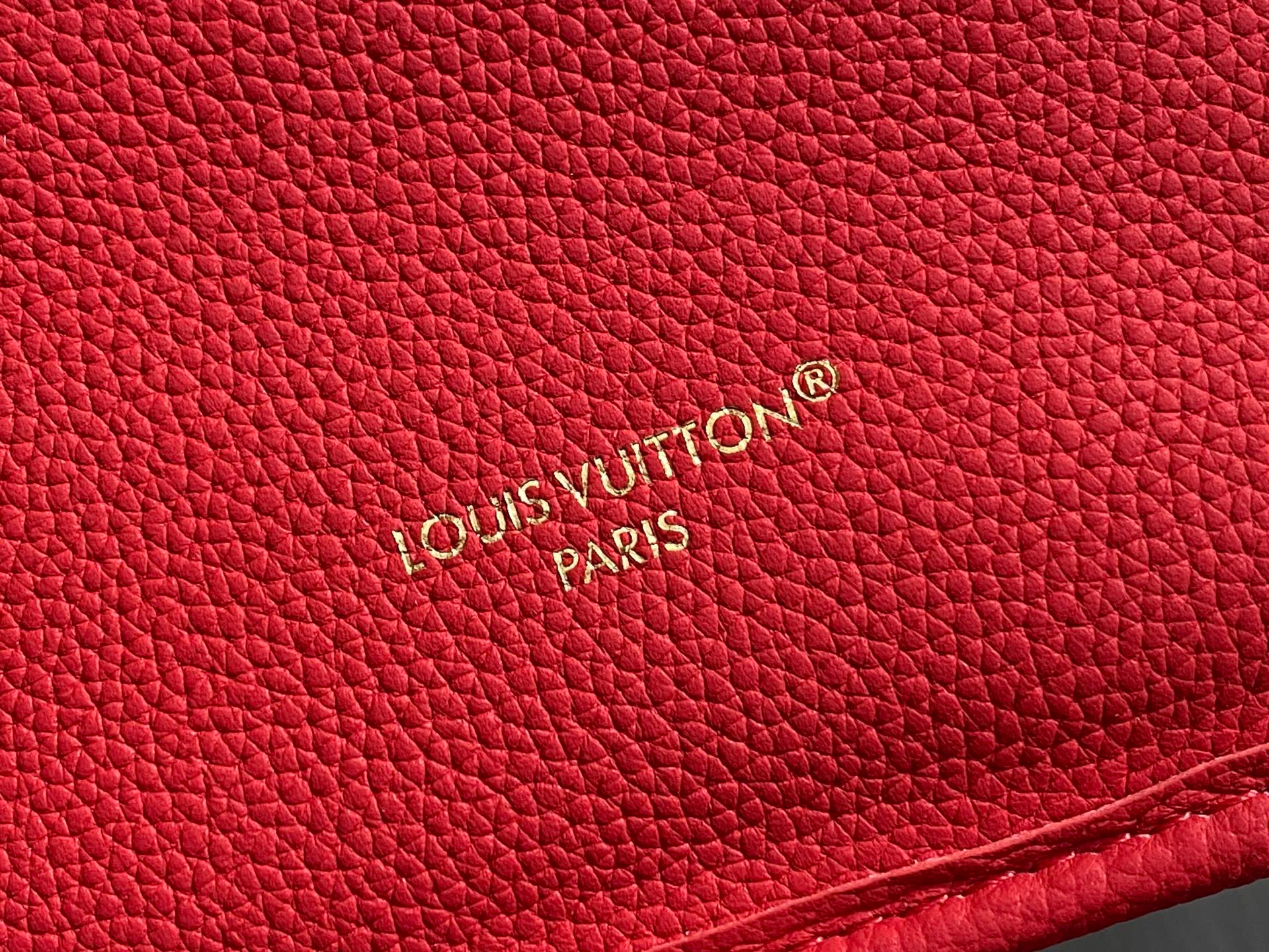 Классические Сумки Женские Louis Vuitton 2642231