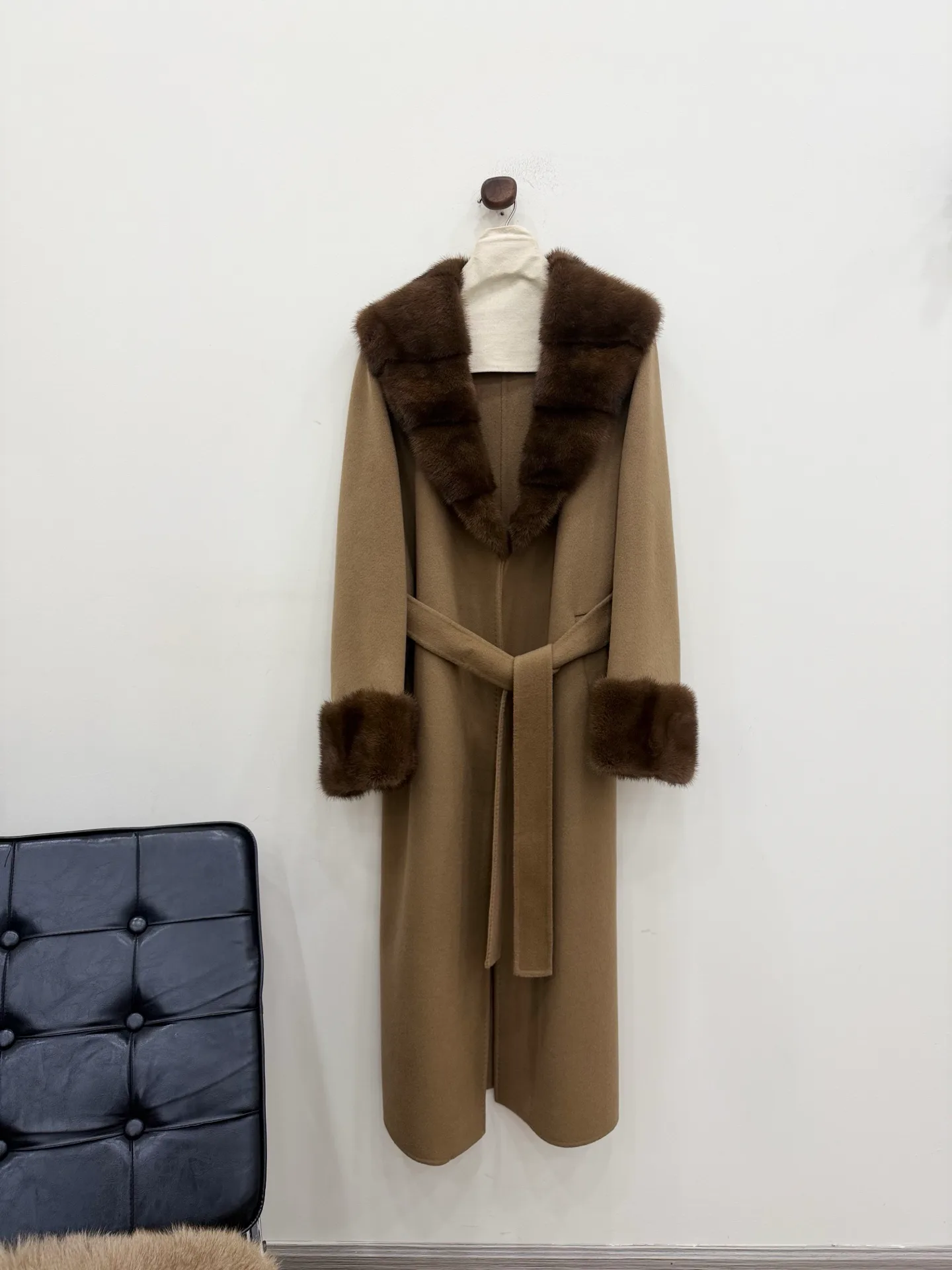 Пальто Женские Loro Piana 18326258