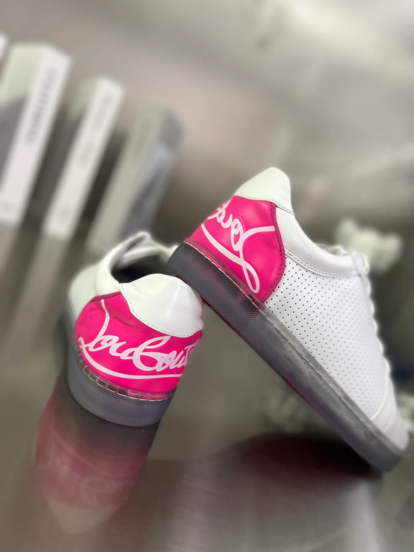 Кеды Женские Christian Louboutin 4811