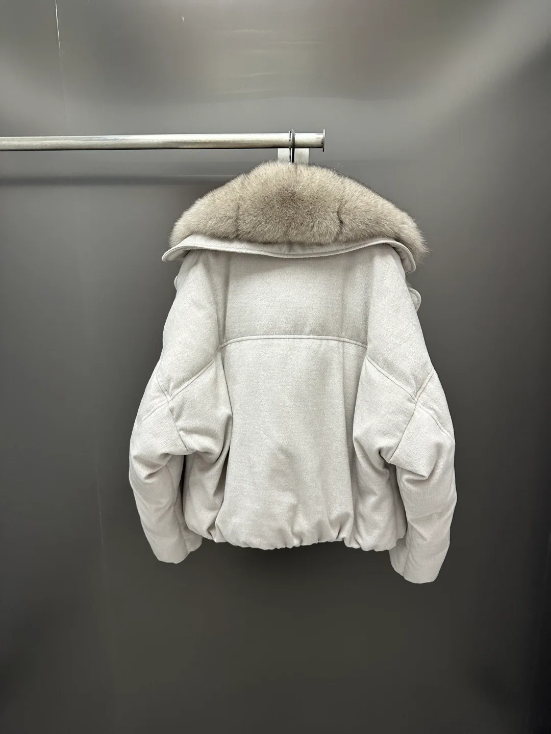 Куртки И Пуховики Женские Max Mara 18226693