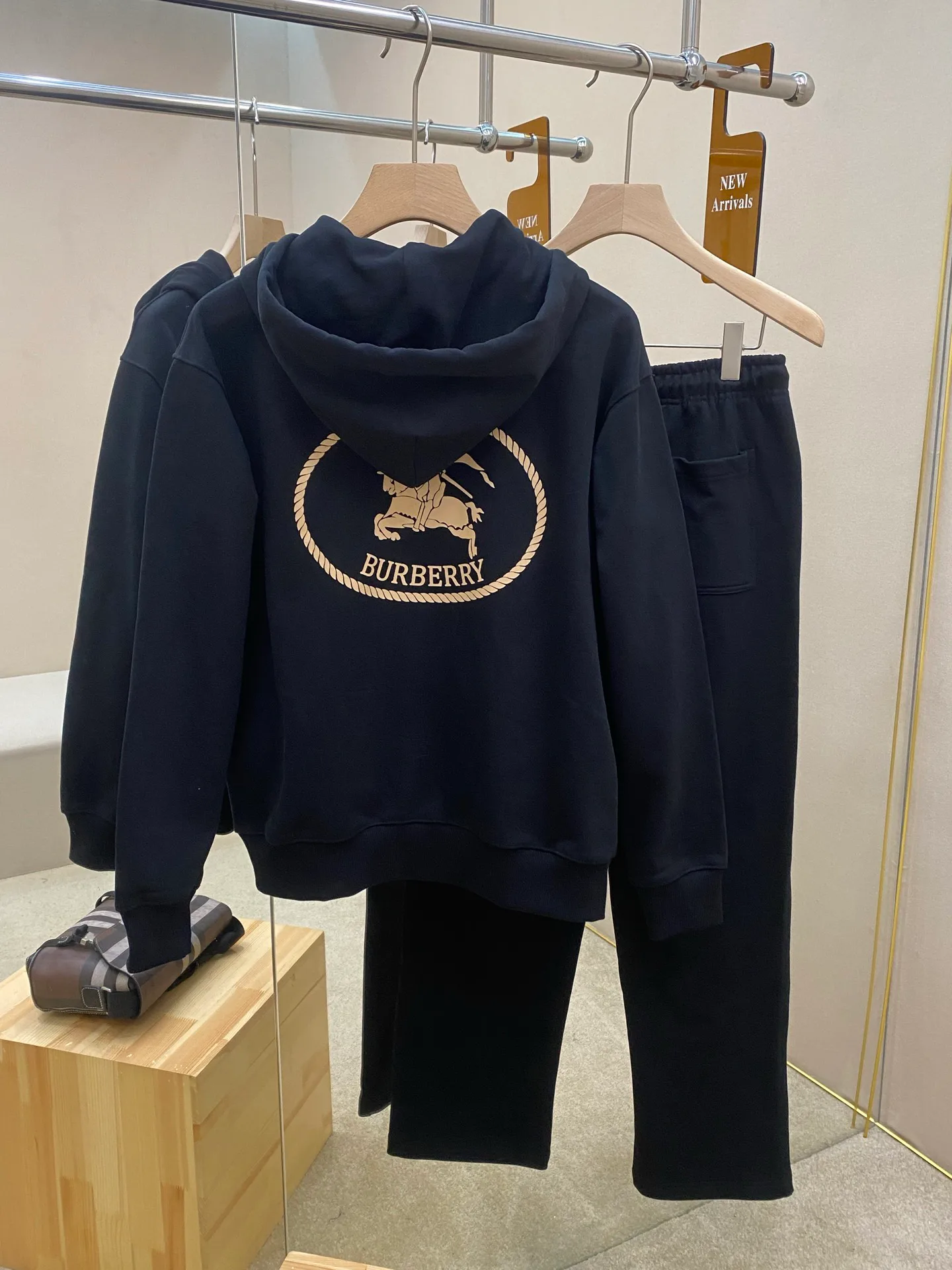 Спортивные Костюмы Женские Burberry 18991618