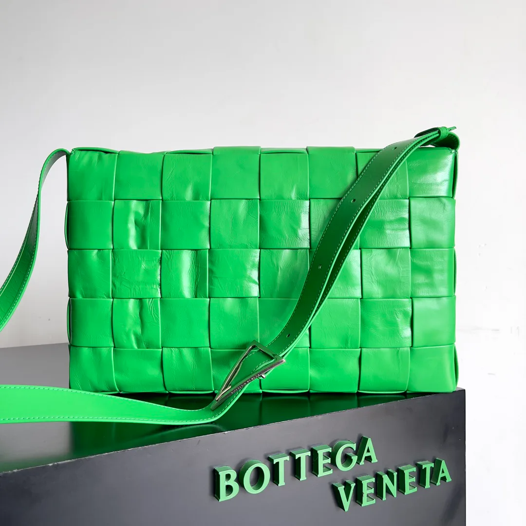 Классические Сумки Женские Bottega Veneta 10633449