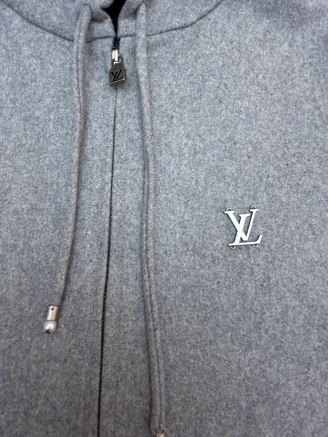 Куртки И Пуховики Мужские Louis Vuitton 6839626