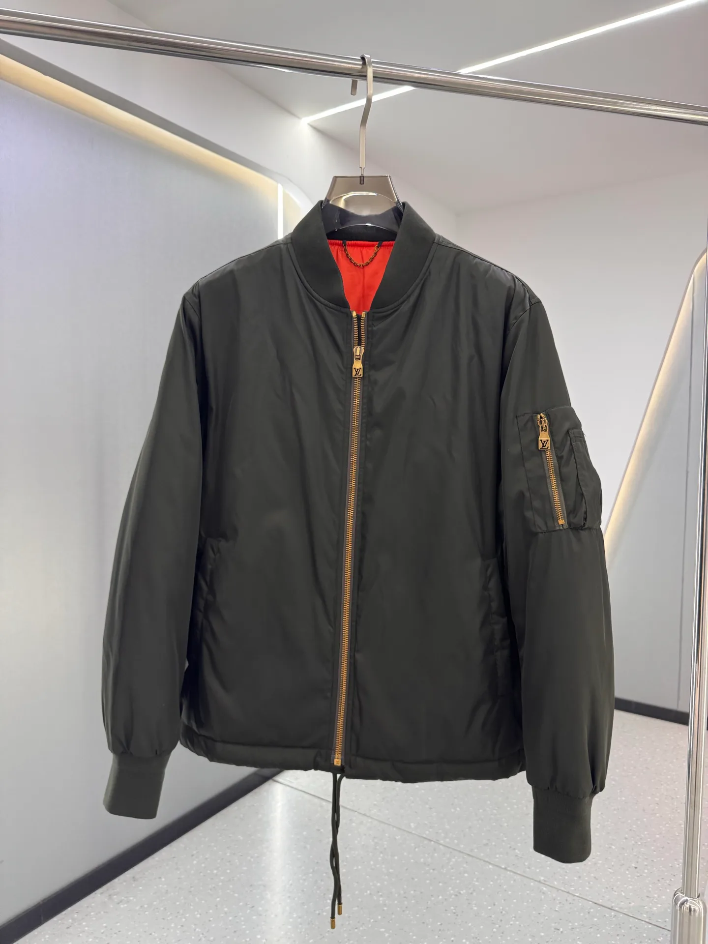 Куртки И Пуховики Мужские Louis Vuitton 1847989