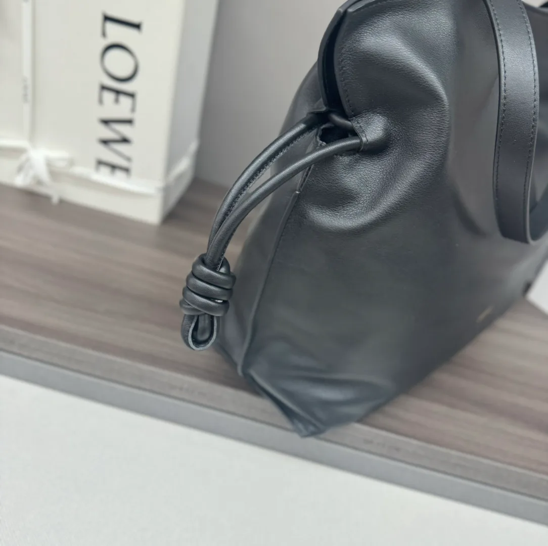 Классические Сумки Женские Loewe 13401804