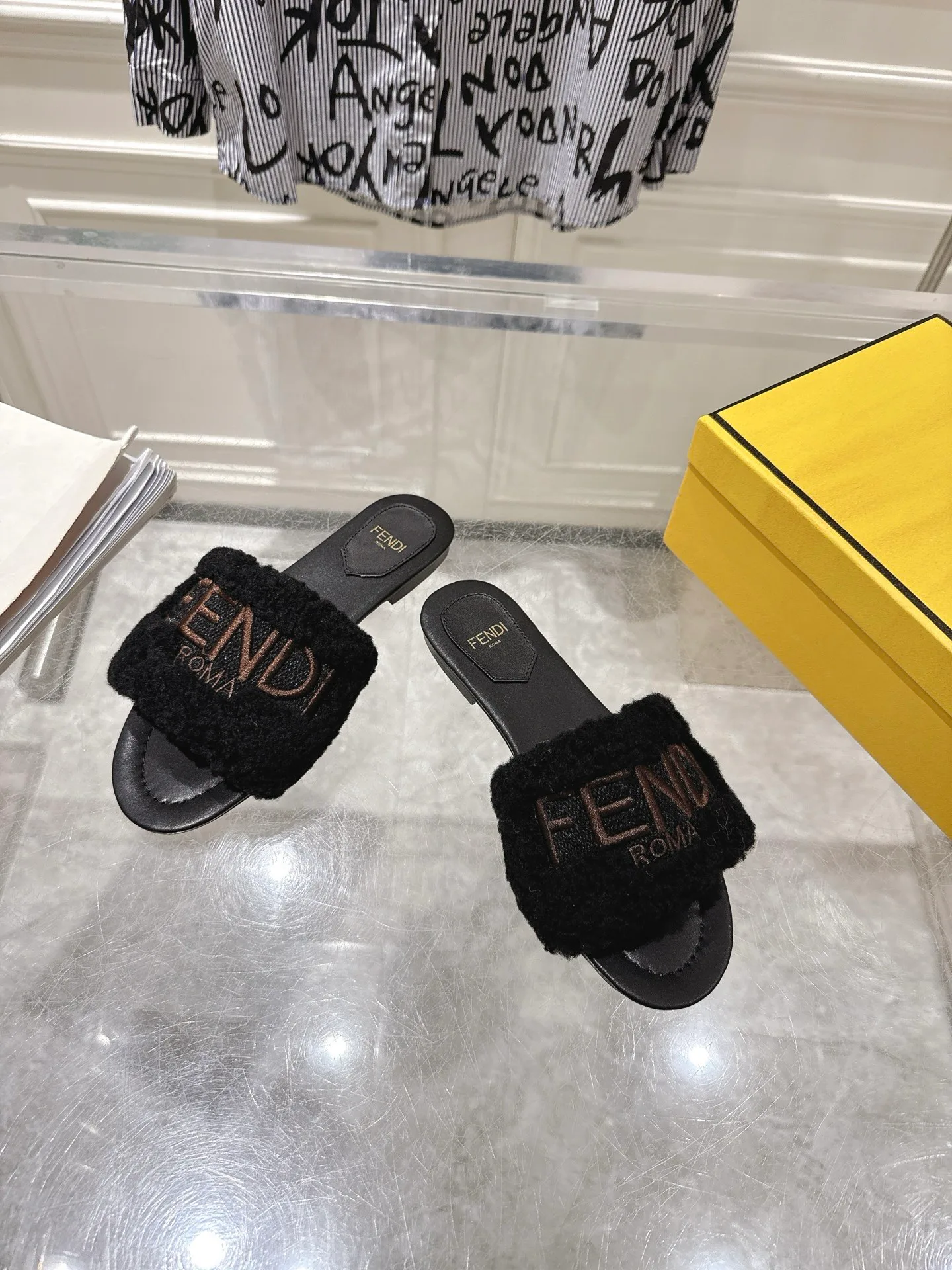 Шлепанцы Женские Fendi 56029