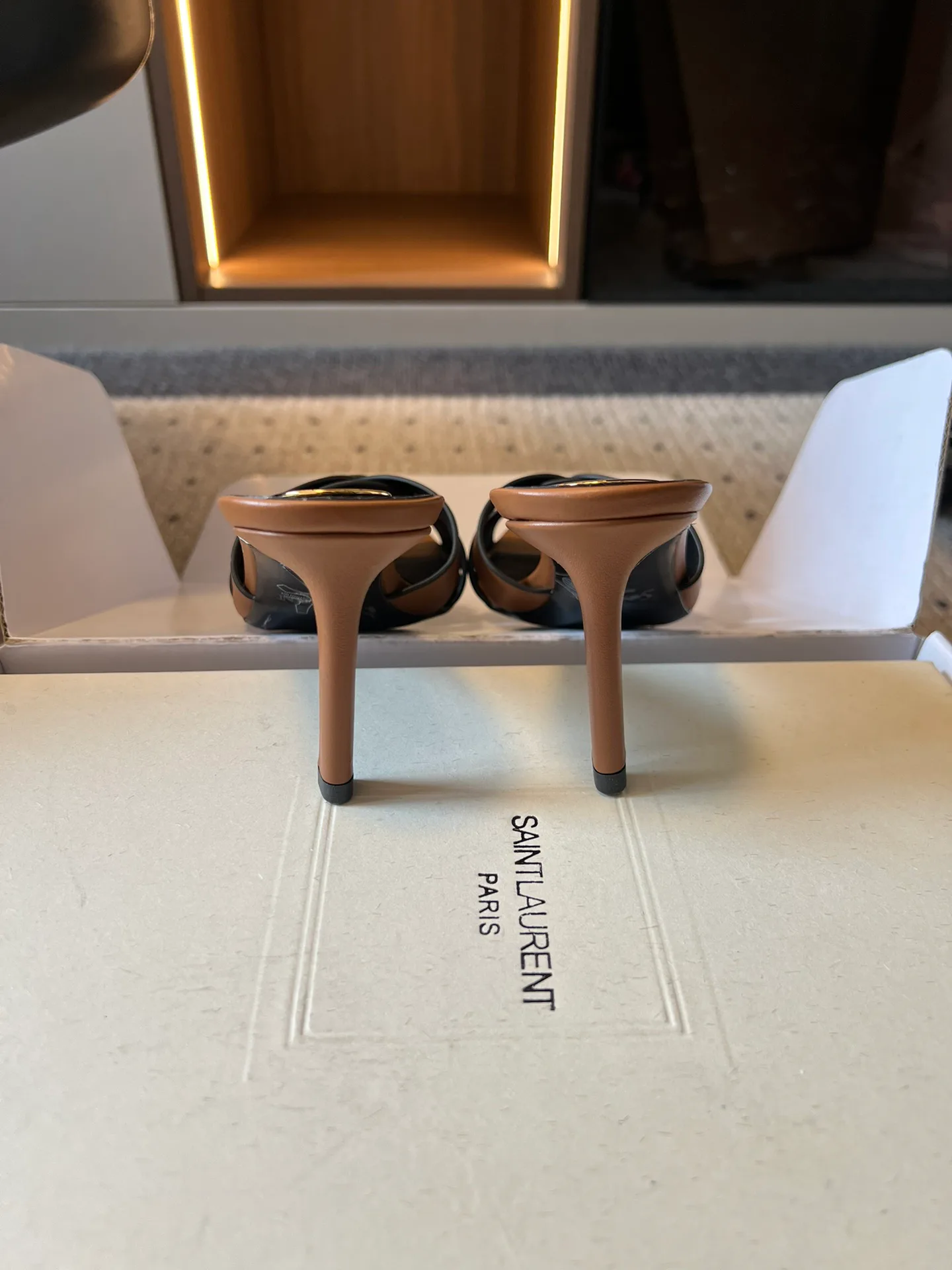 Босоножки Женские Saint Laurent 11239419