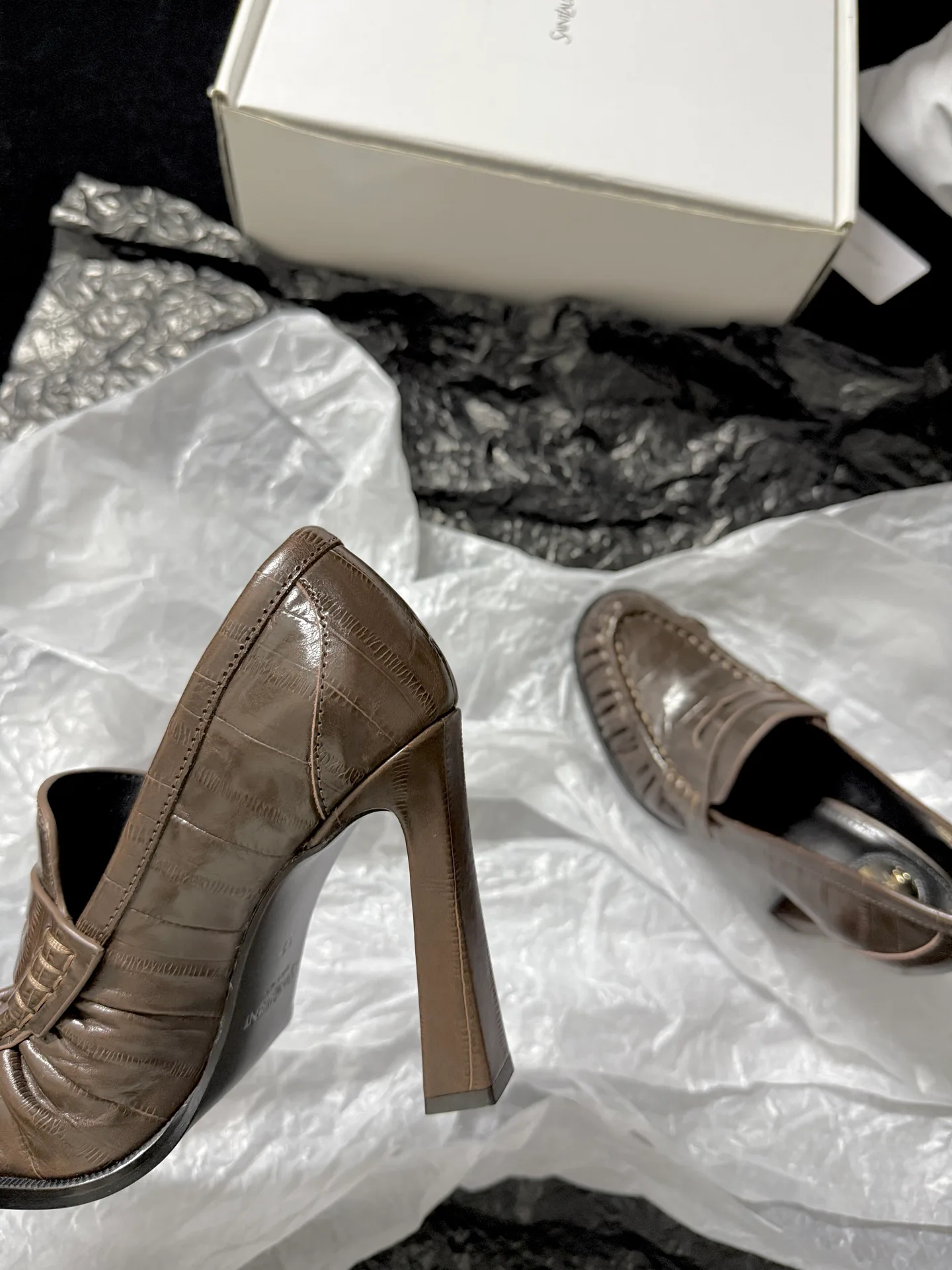 Туфли Женские Saint Laurent 1708168