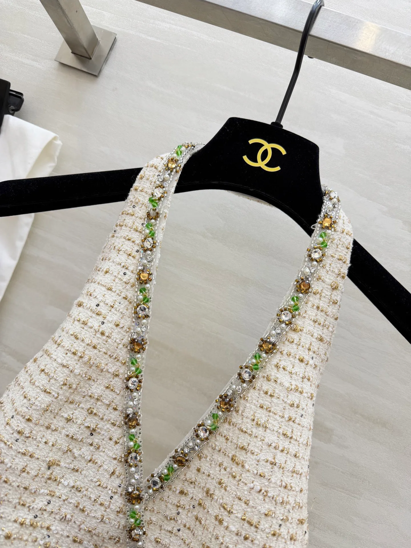 Жилеты Женские Chanel 10088680