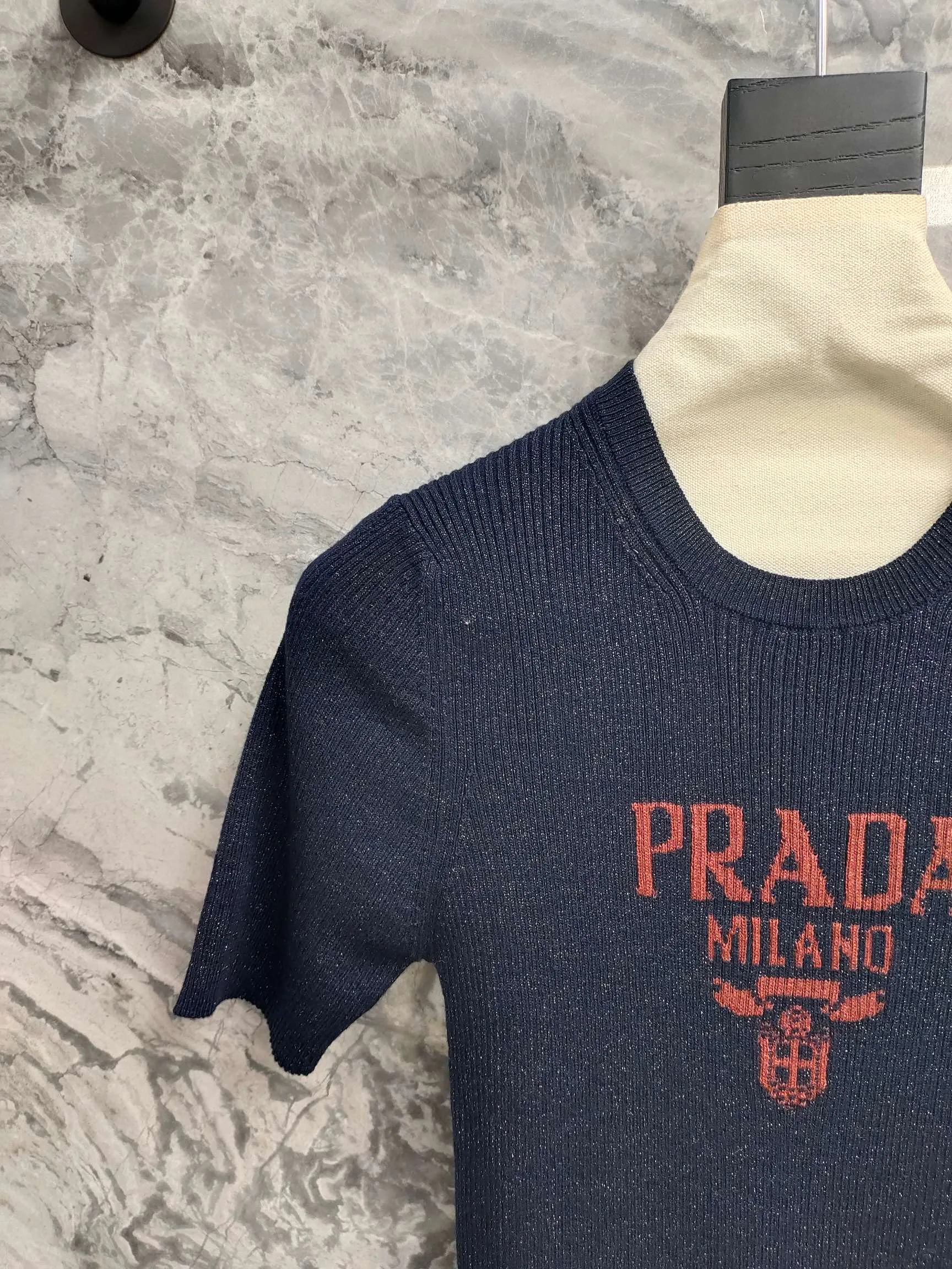 Футболки Женские Prada 9658737