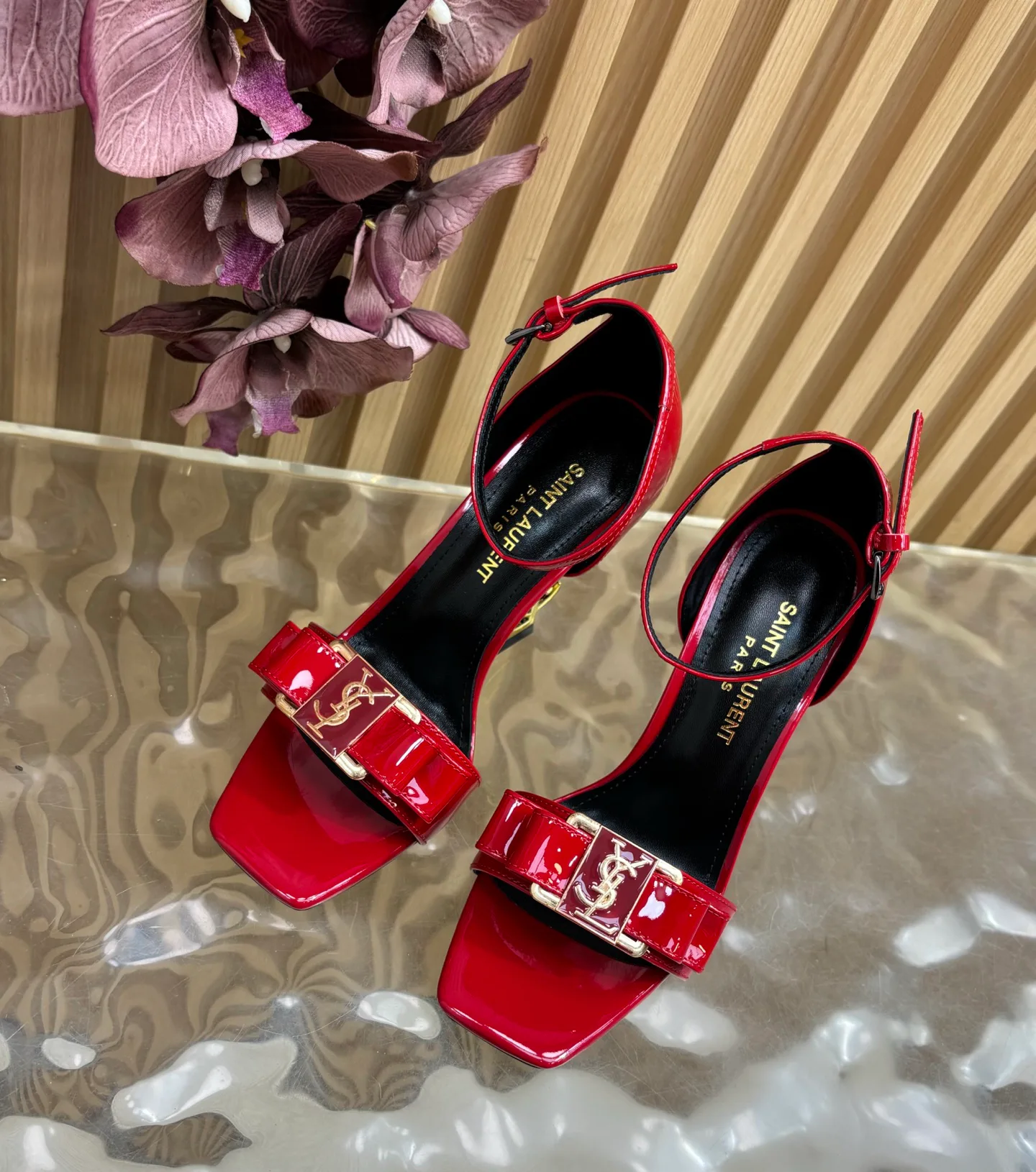 Босоножки Женские Saint Laurent 11490748