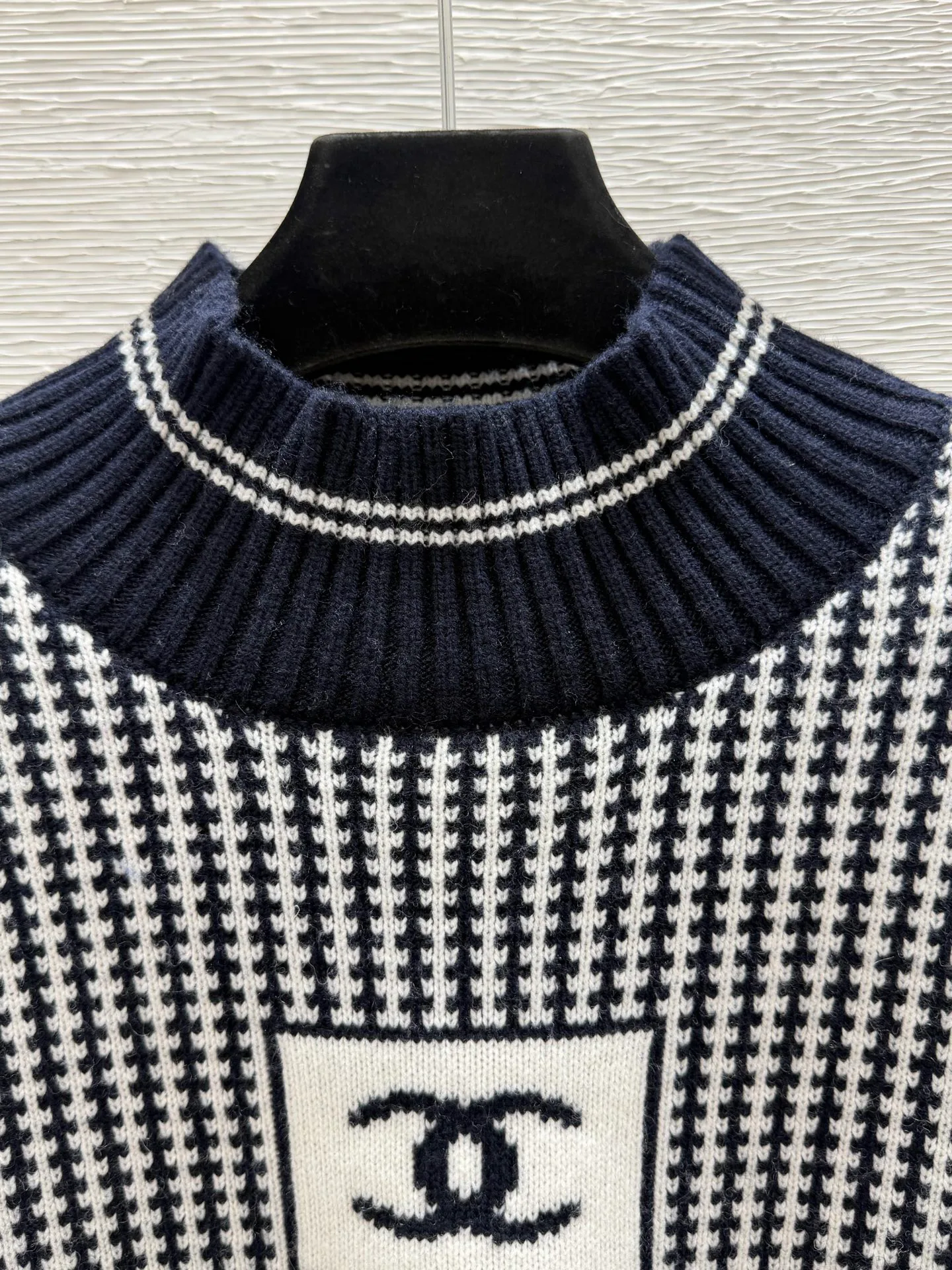 Джемперы И Свитеры Женские Chanel 19497160