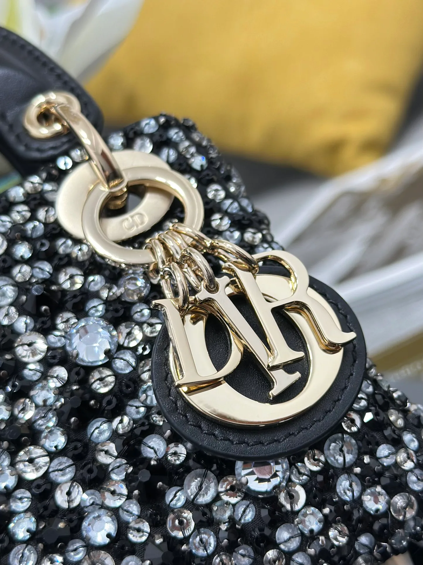 Классические Сумки Женские Christian Dior 11685225