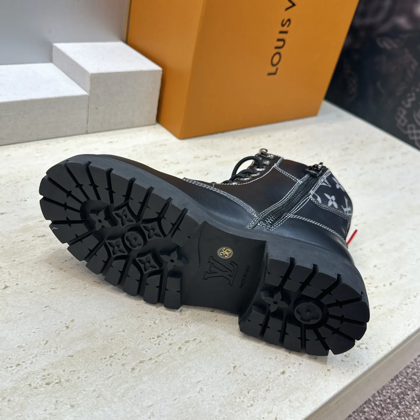 Ботинки Женские Louis Vuitton 18724519