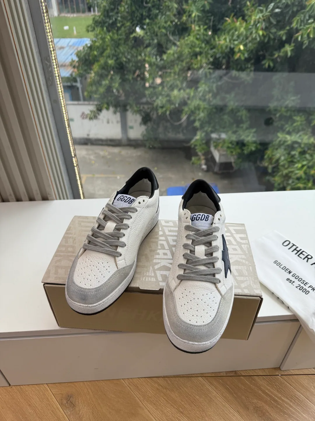 Кроссовки Мужские Golden Goose 18752945