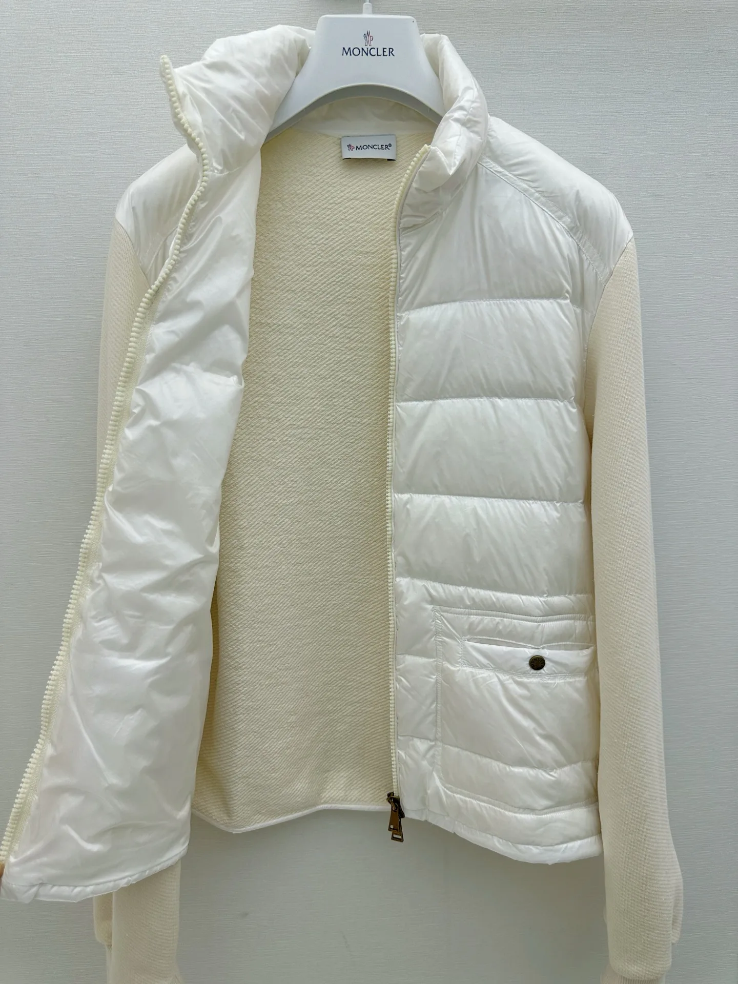 Куртки И Пуховики Женские Moncler 17960469