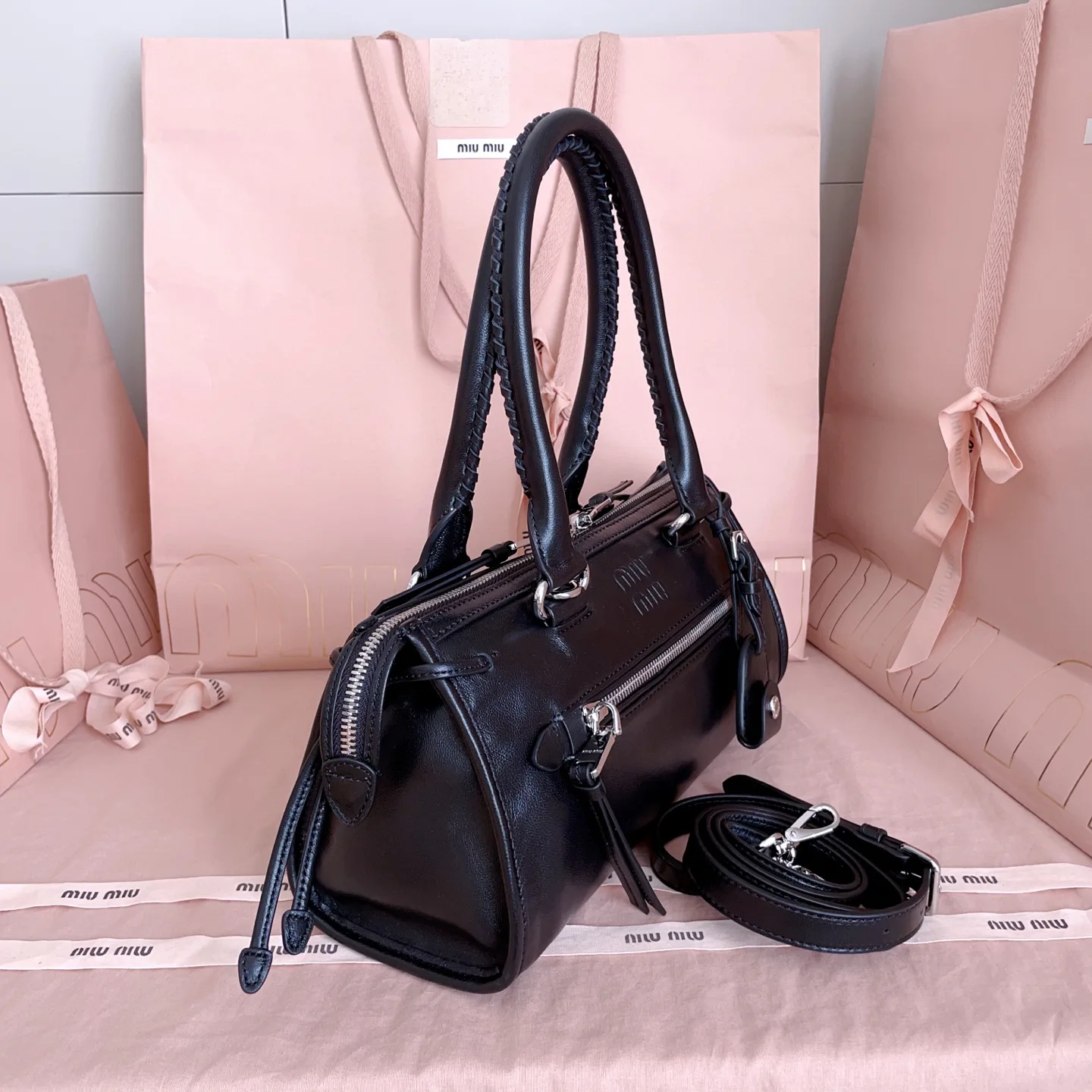 Классические Сумки Женские Miu Miu 18004751