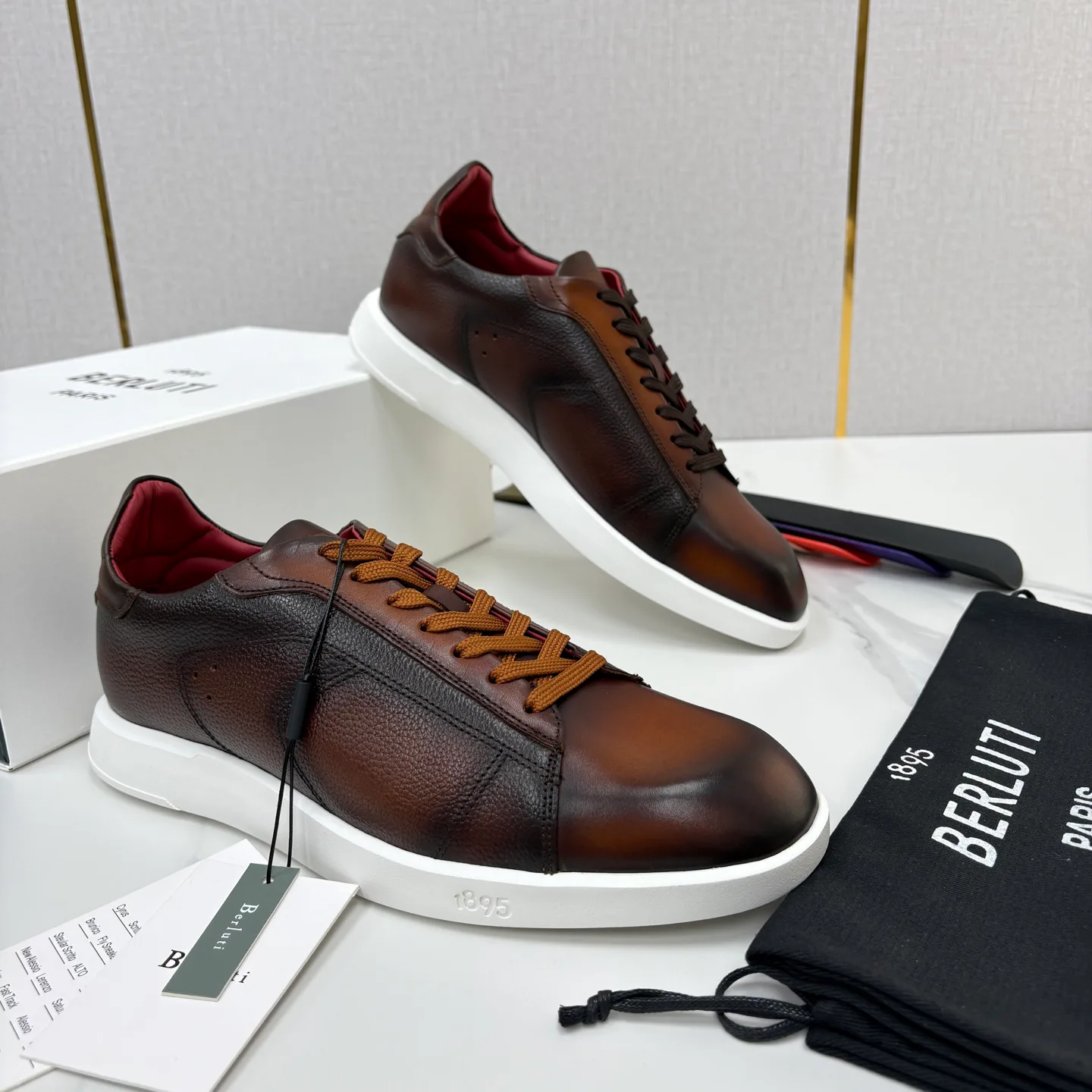 Кроссовки Мужские Berluti 17579115
