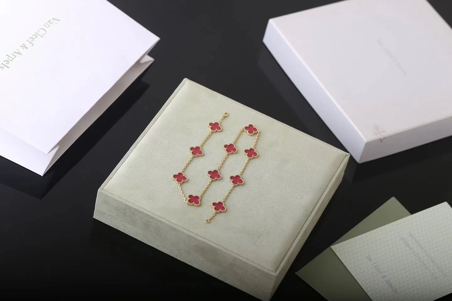 Бижутерия Van Cleef & Arpels 18122378