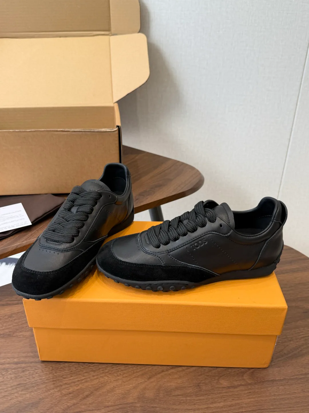 Кроссовки Женские Tod's 18687231