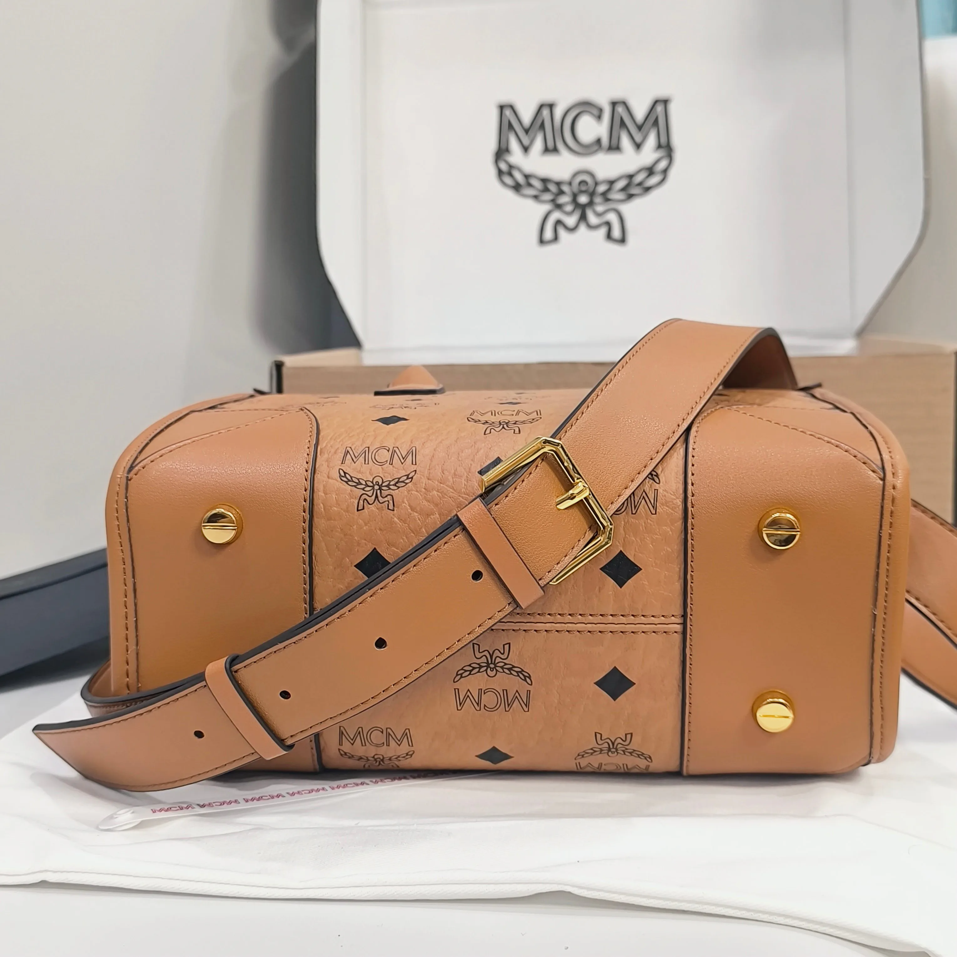 Классические Сумки Женские Mcm 18223308