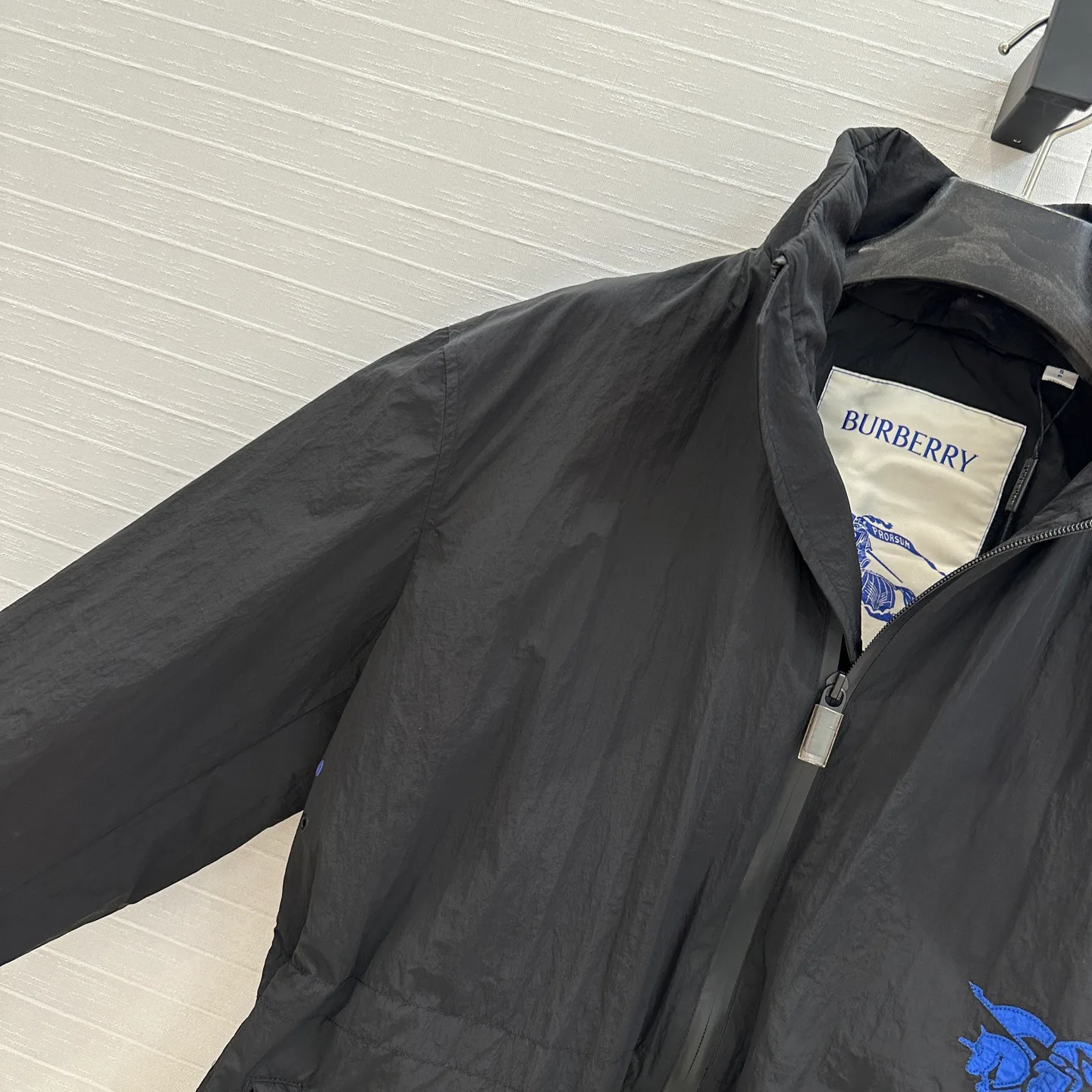 Куртки И Пуховики Женские Burberry 18832