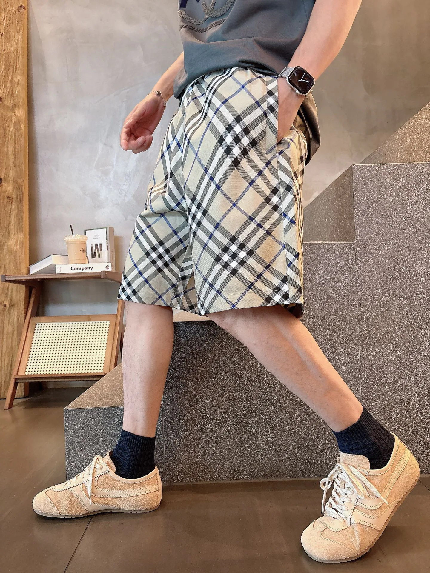 Шорты Мужские Burberry 13479640