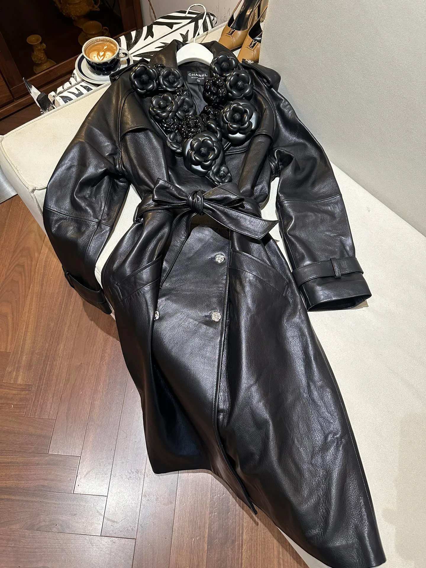 Кожаные Куртки И Дублёнки Женские Chanel 5045658