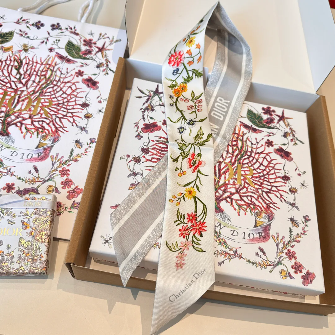 Платки Christian Dior 12918493