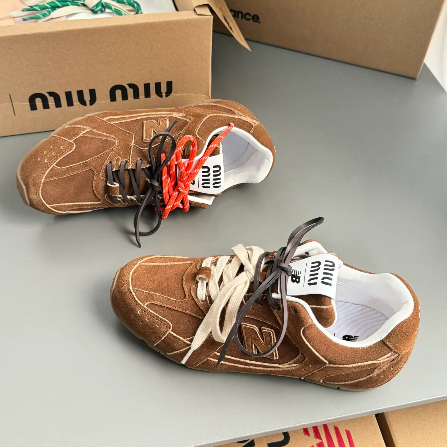 Кроссовки Женские Miu Miu 12629852