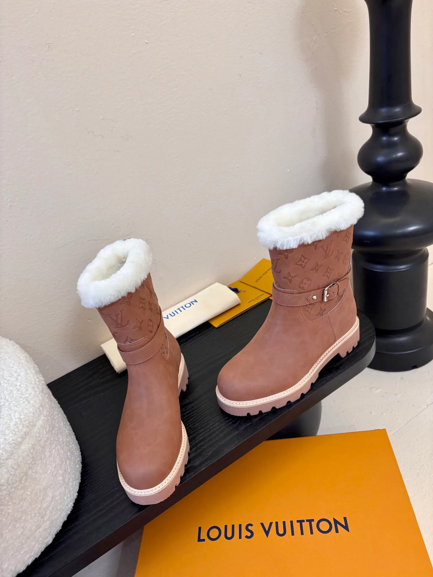 Ботинки Женские Louis Vuitton 625154