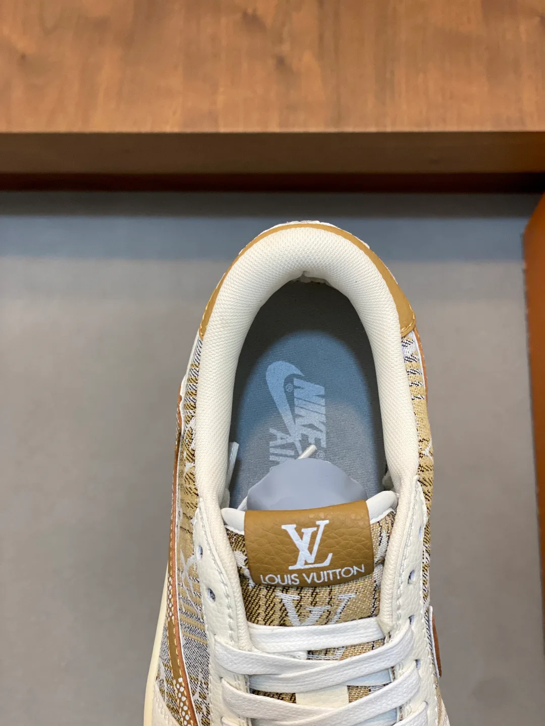 Кроссовки Мужские Louis Vuitton 790456