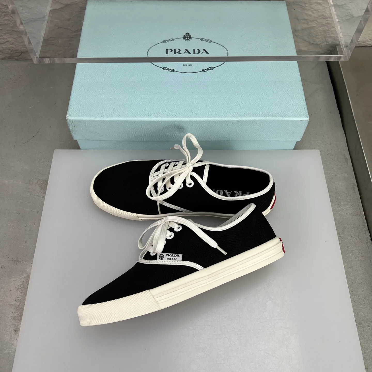Кеды Женские Prada 11638047