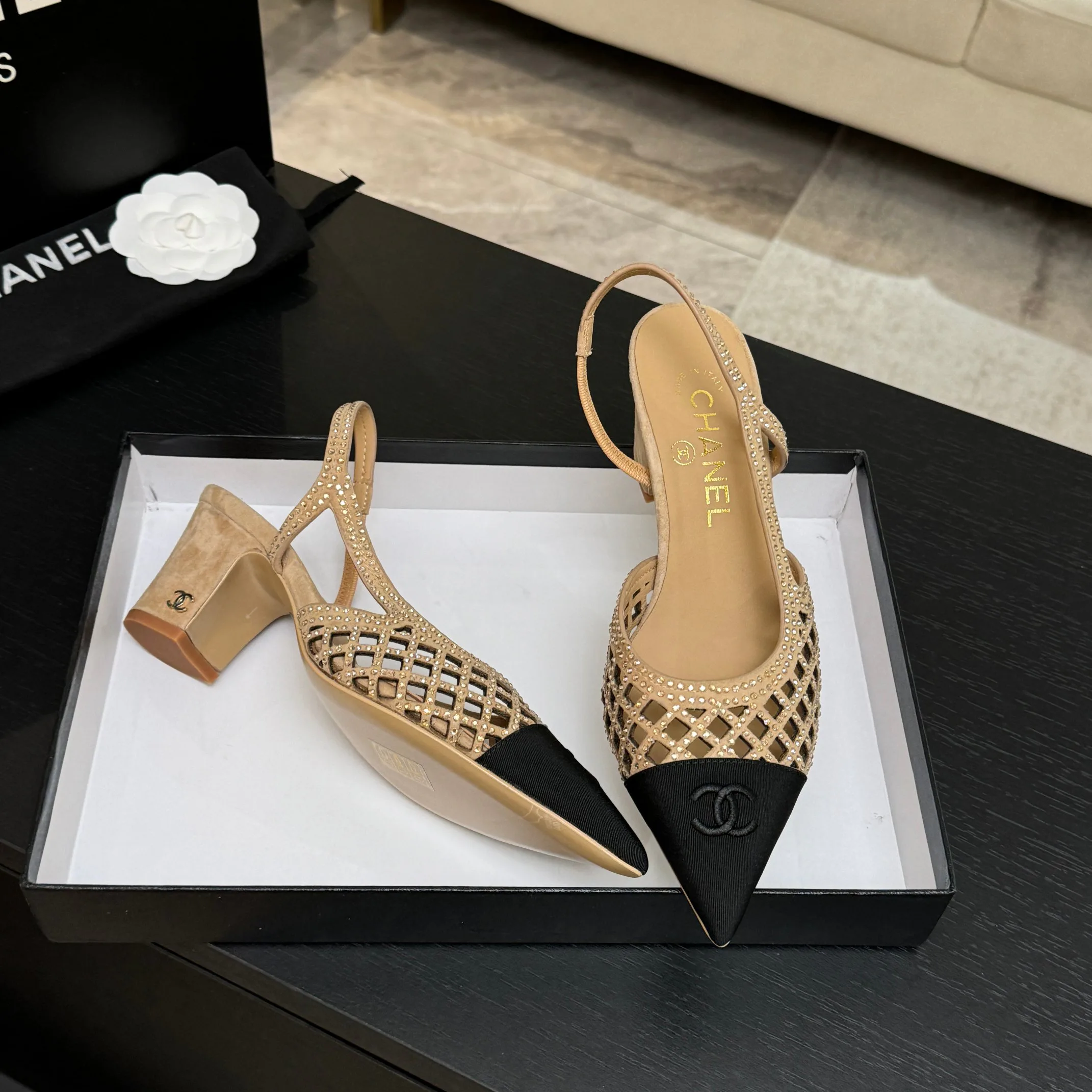 Туфли Женские Chanel 17448394