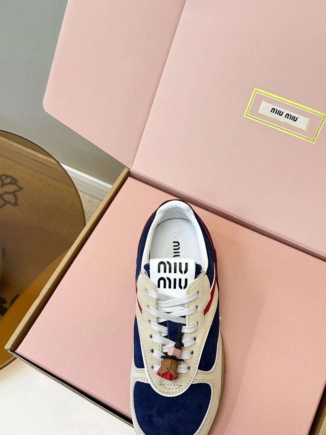 Кроссовки Женские Miu Miu 18164553