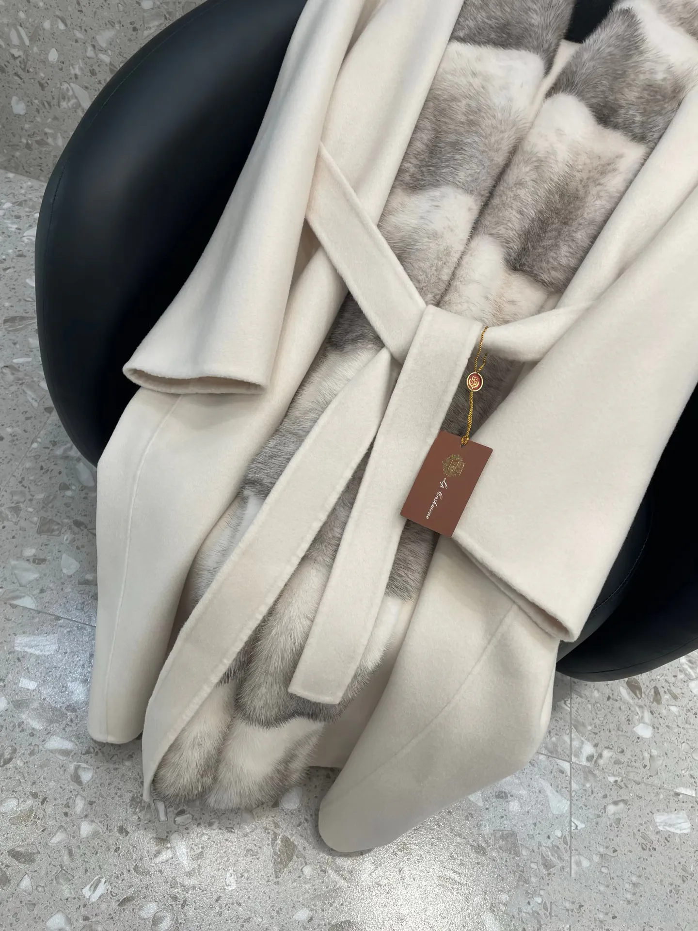 Пальто Женские Loro Piana 18769574