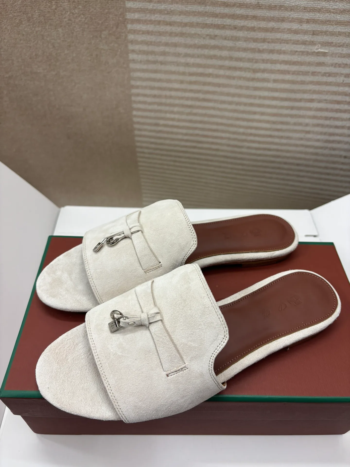 Шлепанцы Женские Loro Piana 30919