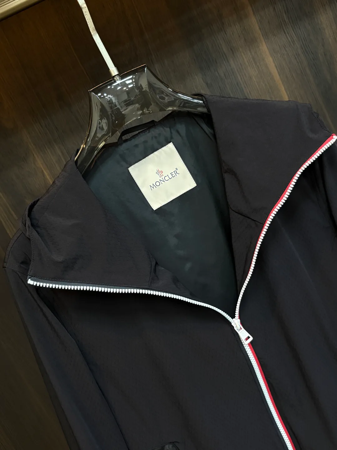 Куртки И Пуховики Женские Moncler 18157364