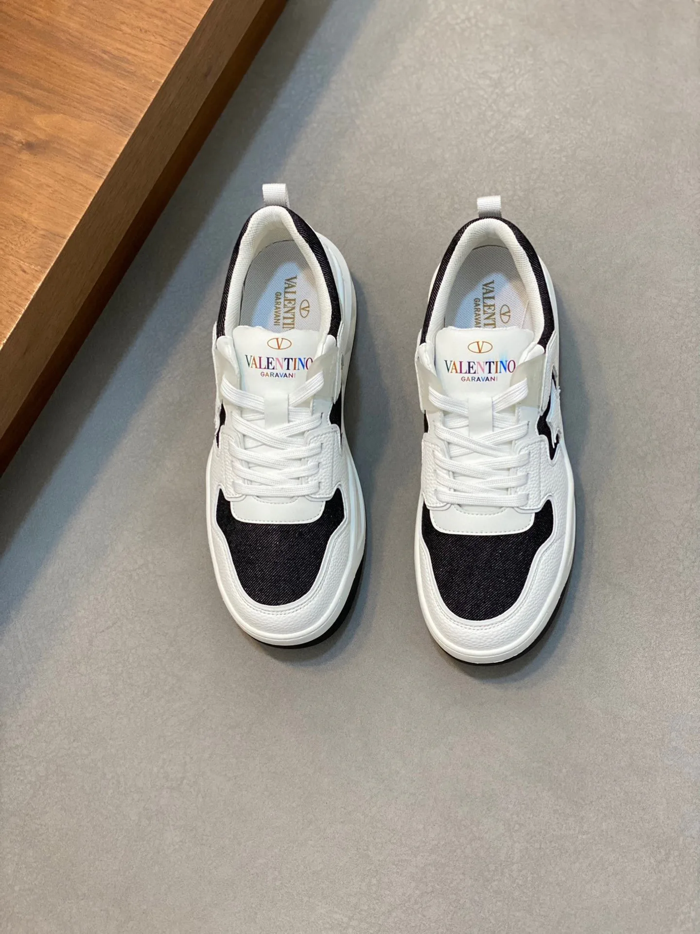 Кроссовки Мужские Valentino 476880