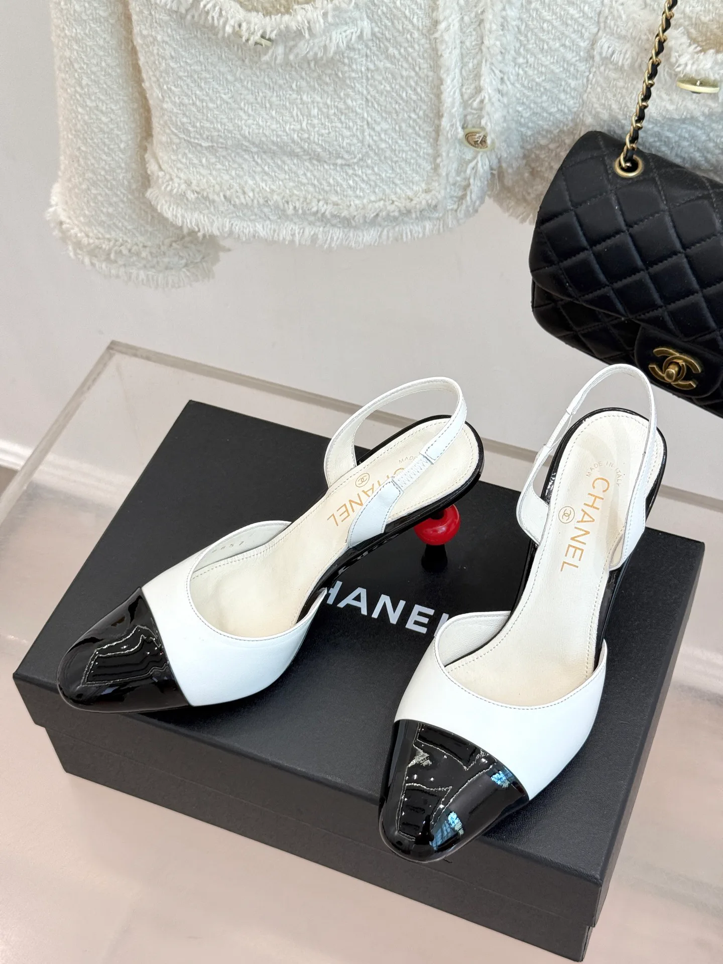 Босоножки Женские Chanel 17425310