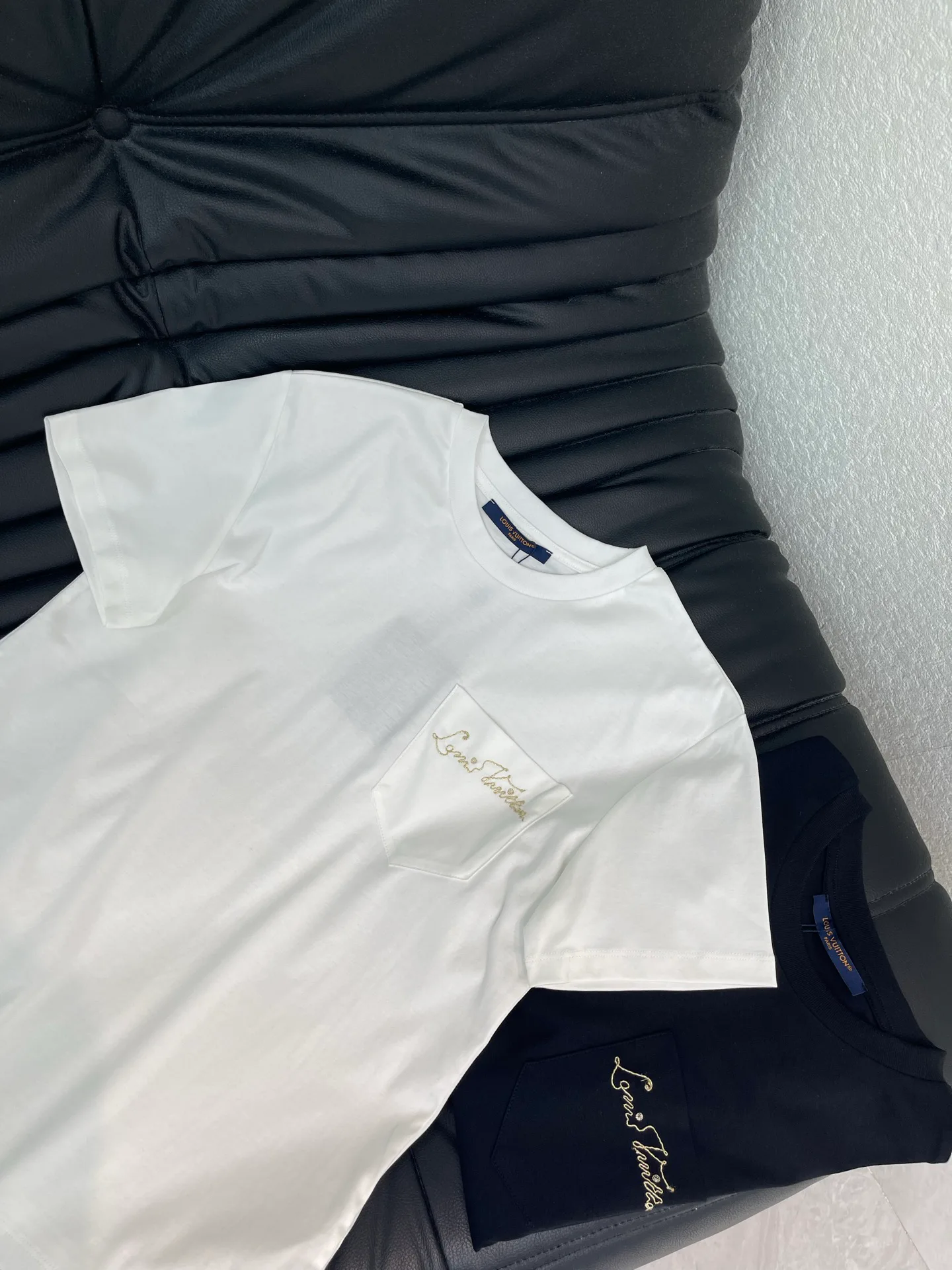 Футболки Женские Louis Vuitton 17676753