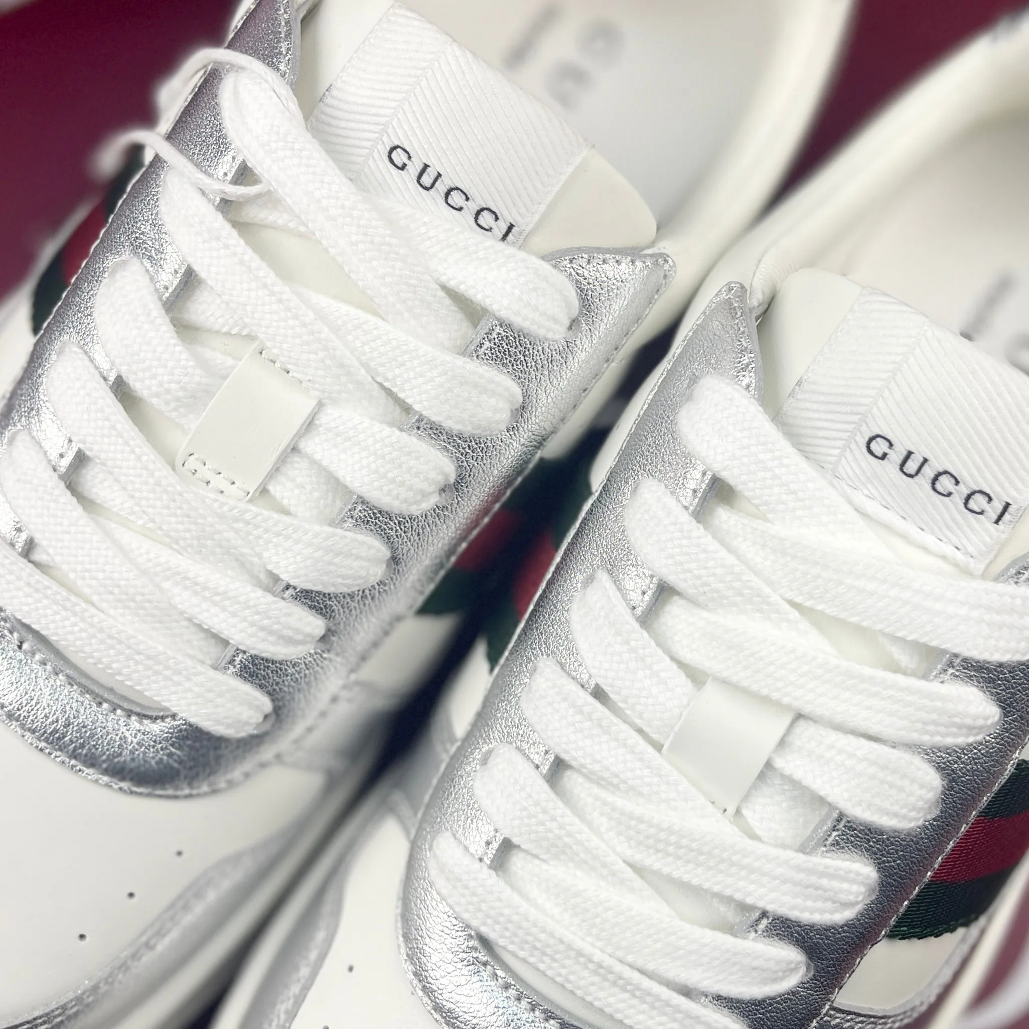 Кроссовки Женские Gucci 5402069
