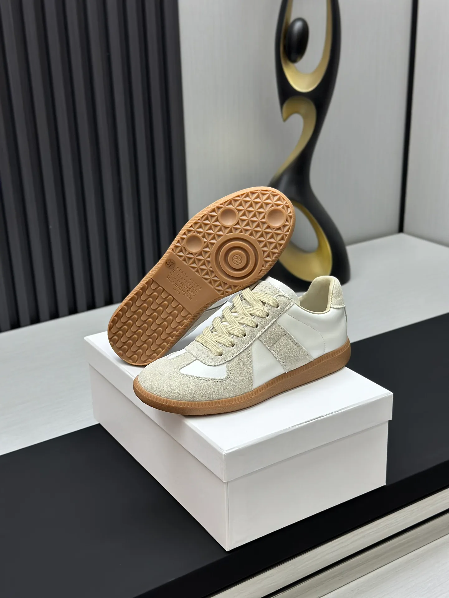 Кроссовки Женские Maison Margiela 9039721