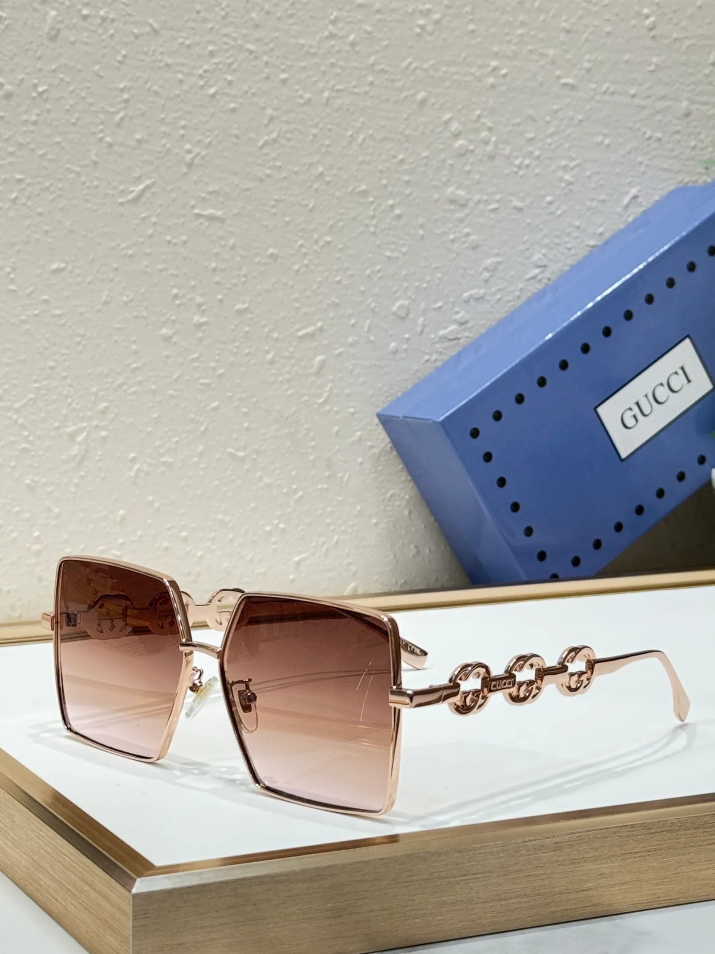 Очки Gucci 17546274