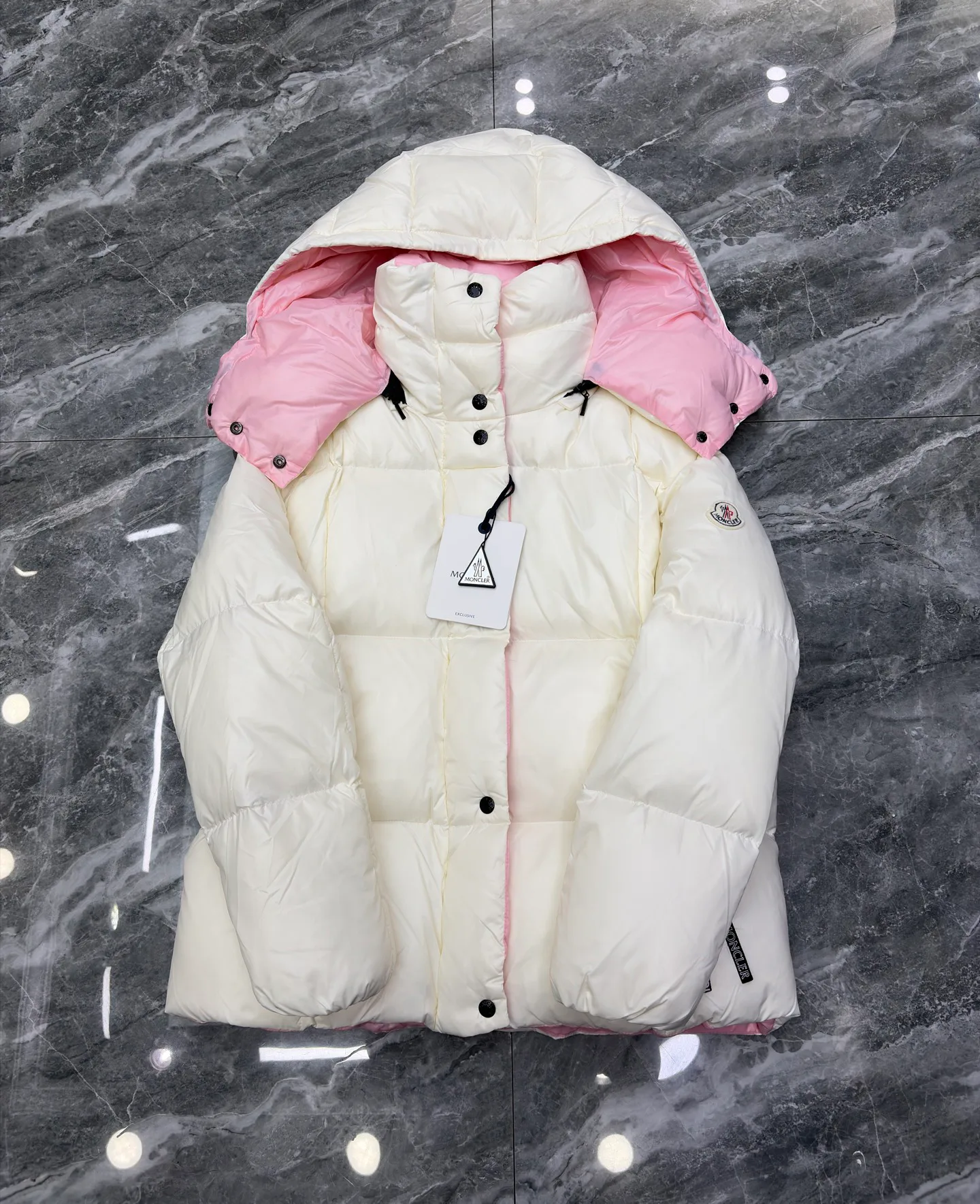 Куртки И Пуховики Женские Moncler 17568656