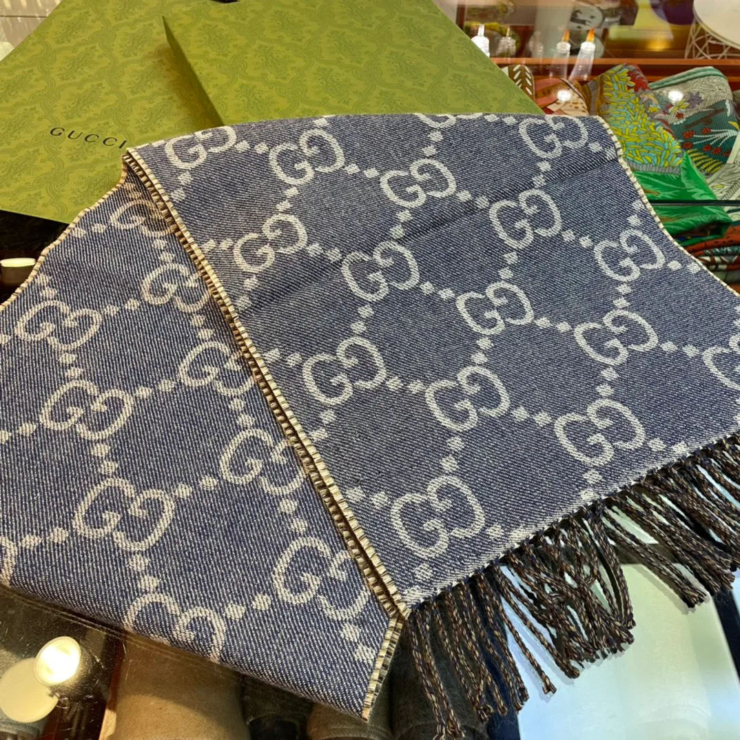 Шарфы Gucci 15285