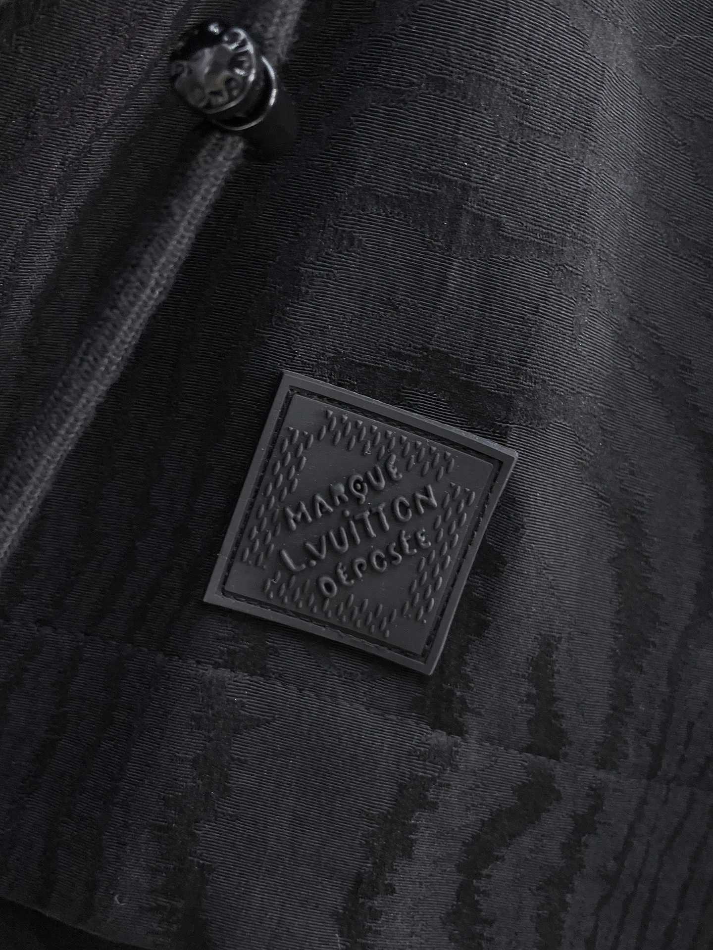 Куртки И Пуховики Мужские Louis Vuitton 9352294